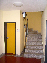 Treppe zum Obergeschoss